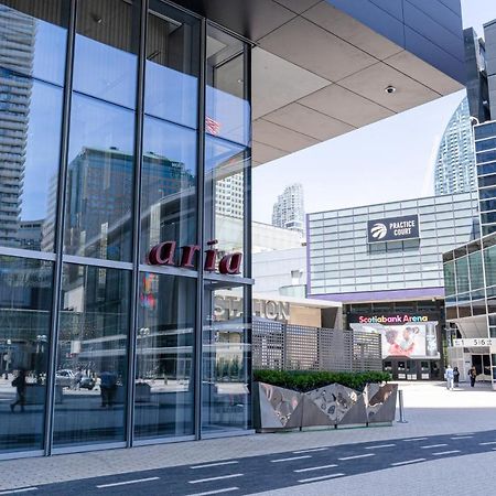 Beautiful Modern Toronto Luxurious Scotiabank Arena Aparthotel Bagian luar foto