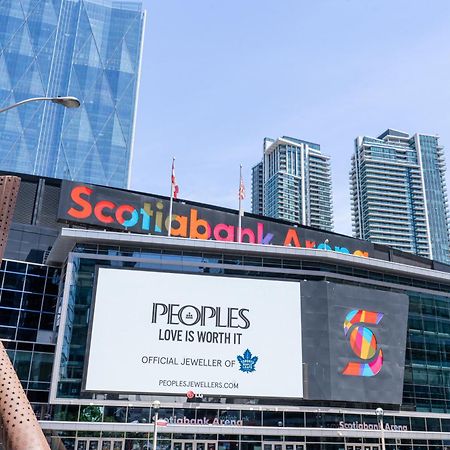 Beautiful Modern Toronto Luxurious Scotiabank Arena Aparthotel Bagian luar foto
