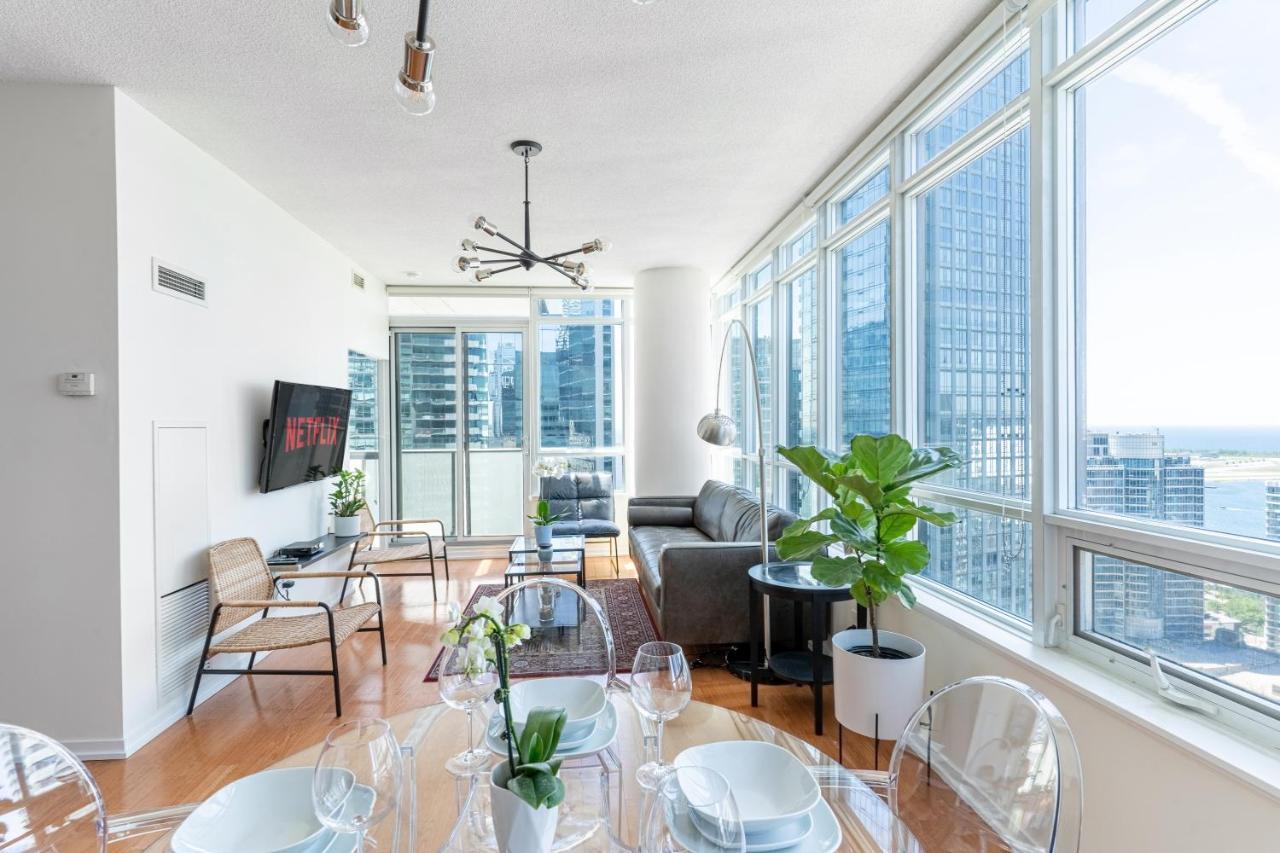 Beautiful Modern Toronto Luxurious Scotiabank Arena Aparthotel Bagian luar foto