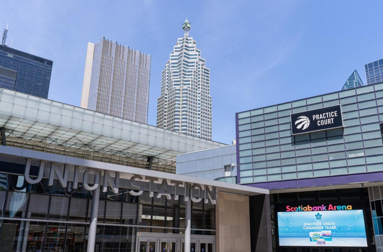 Beautiful Modern Toronto Luxurious Scotiabank Arena Aparthotel Bagian luar foto