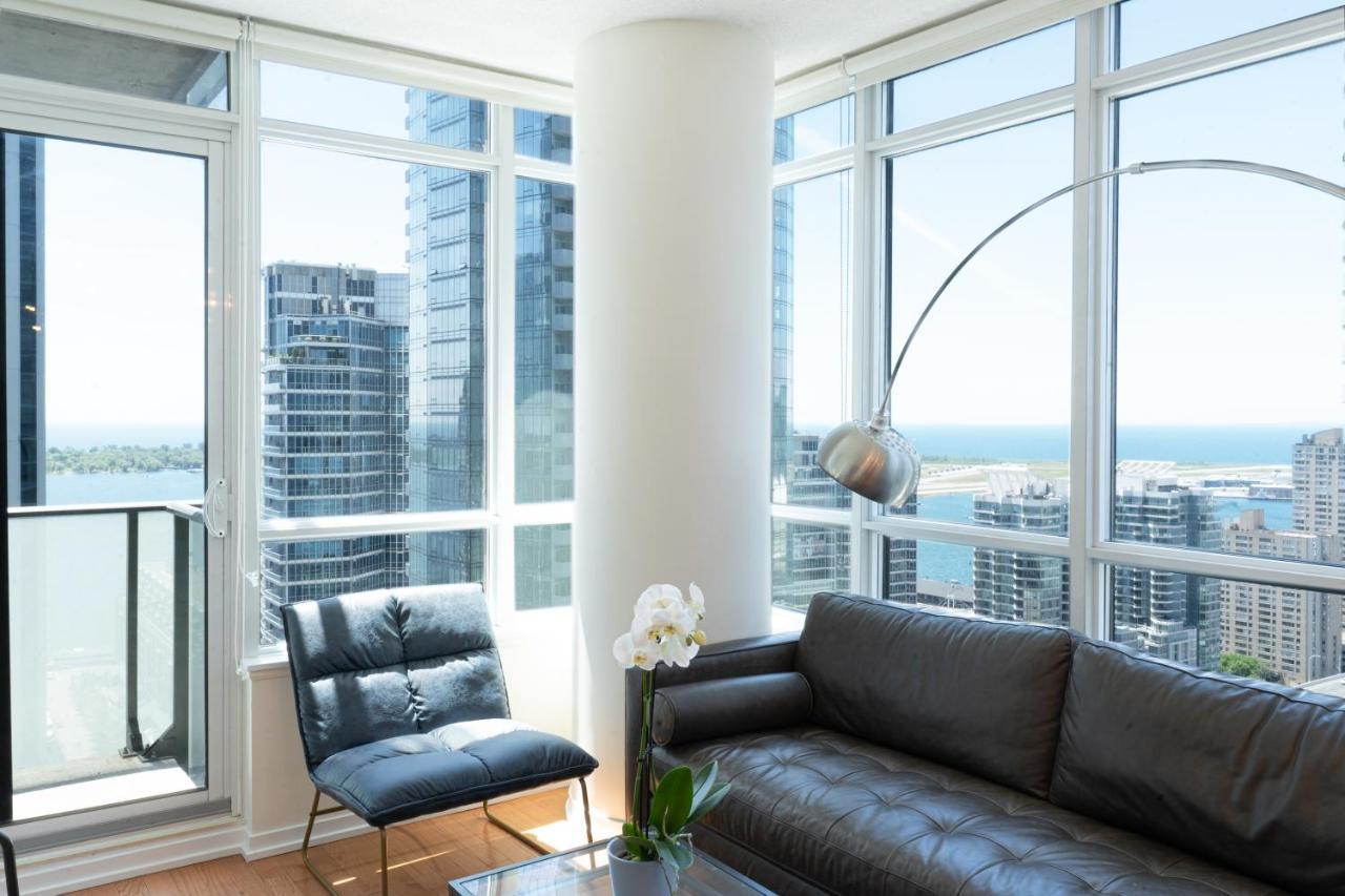 Beautiful Modern Toronto Luxurious Scotiabank Arena Aparthotel Bagian luar foto
